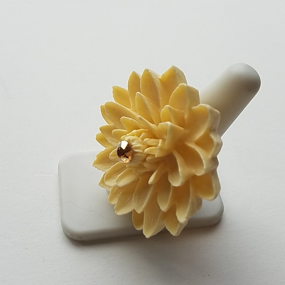 LILY POND RING CREAM NEW - Picture 3 of 7